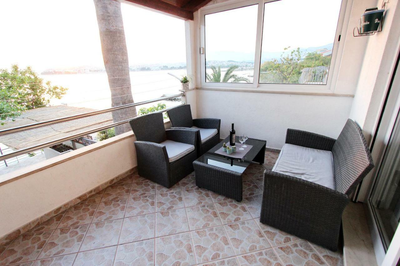 Apartment Podstrana Luaran gambar